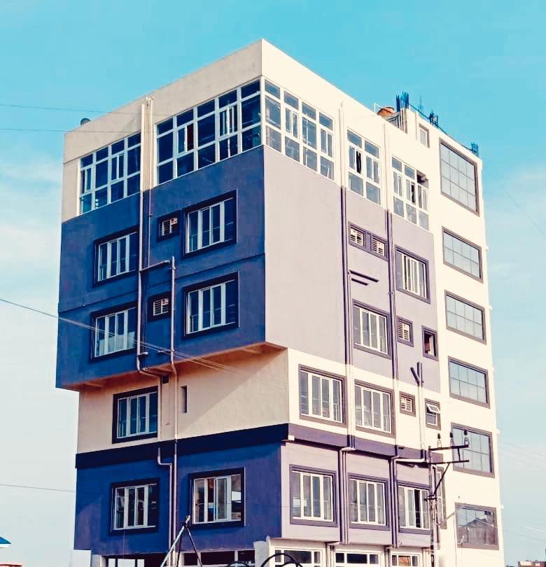 Meridian Castle Hotel Puducherry Buitenkant foto